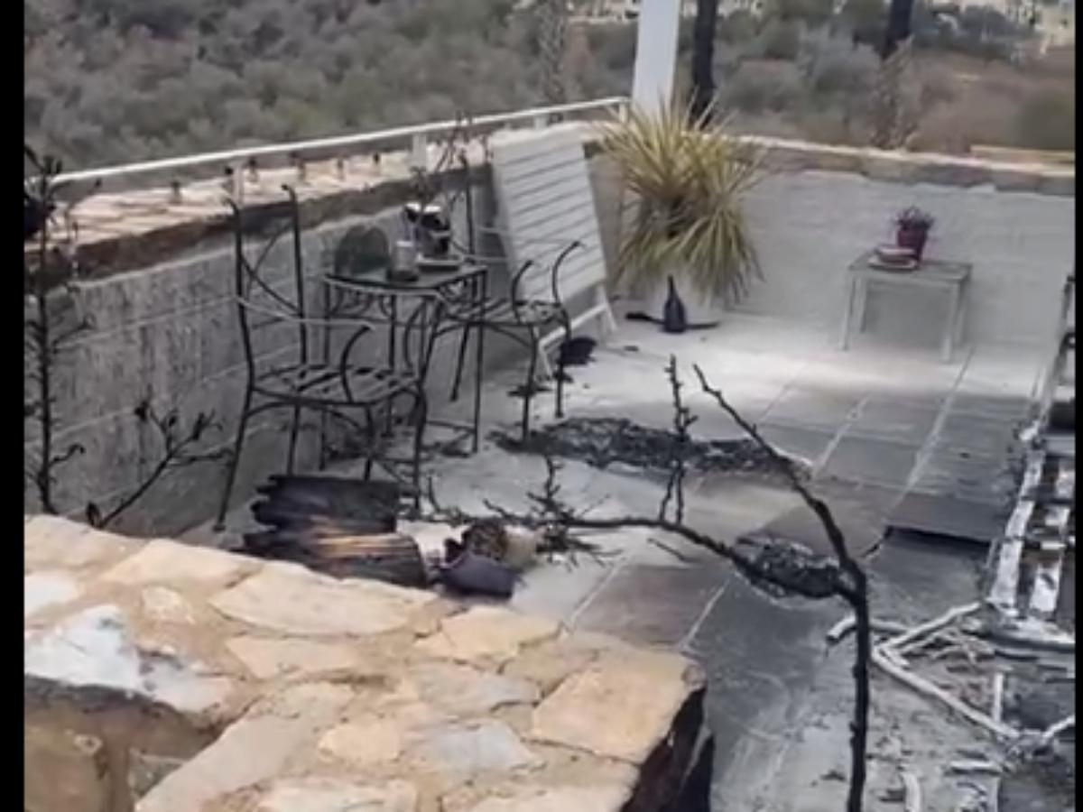 Daños en la terraza de uno de los afectados