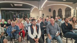 Entre los asistentes, Isidro Grao, concejal del PSOE en Orihuela